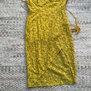 Lovers + Friends Yellow Lace Midi Dress